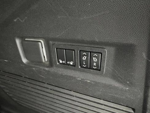Used 2021 Chevrolet Tahoe High Country AWD/4WD image 46