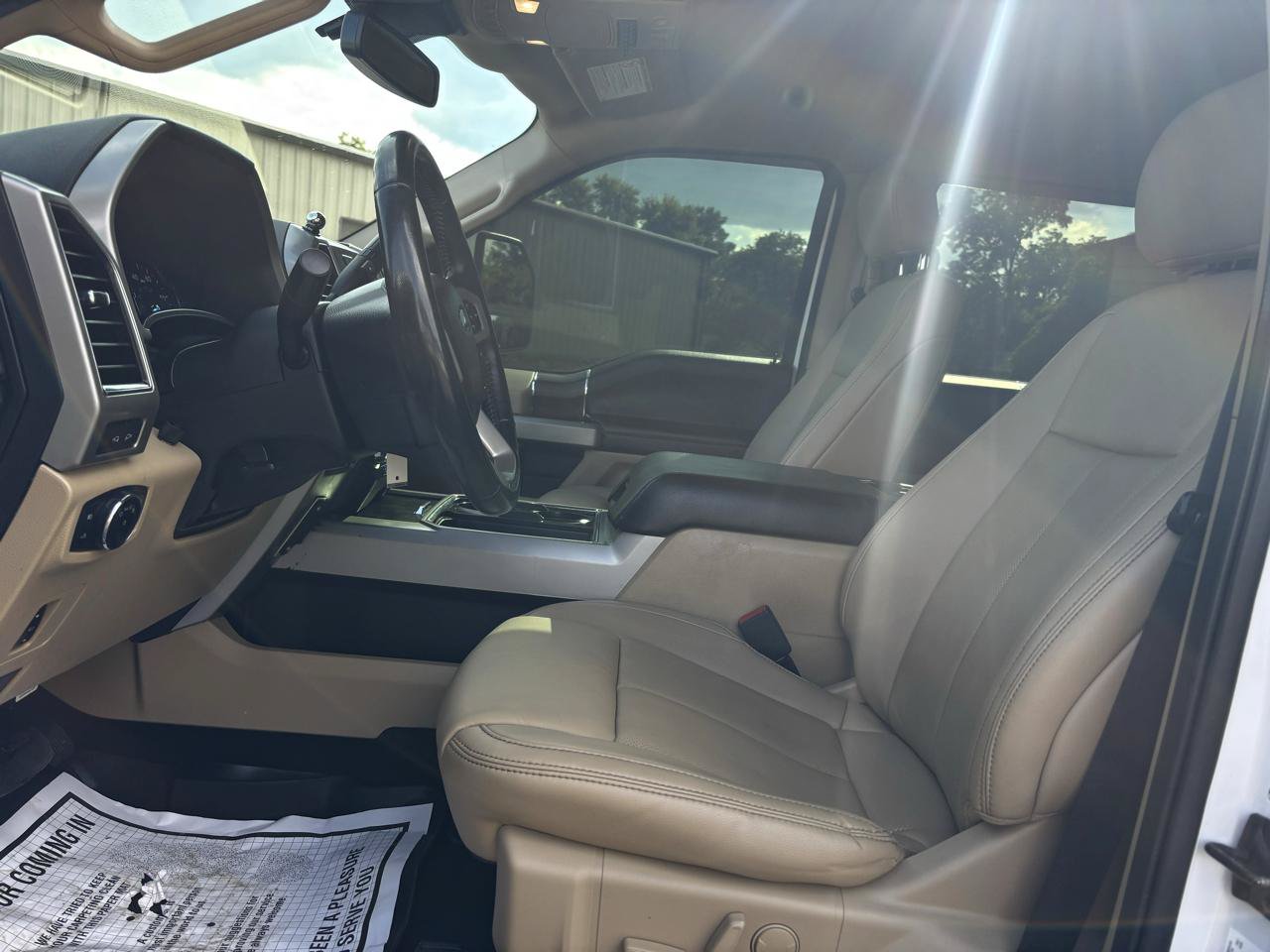 Used 2021 Ford F250 Lariat w/ Lariat Value Package AWD/4WD image 14