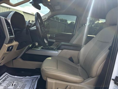Used 2021 Ford F250 Lariat w/ Lariat Value Package AWD/4WD image 14