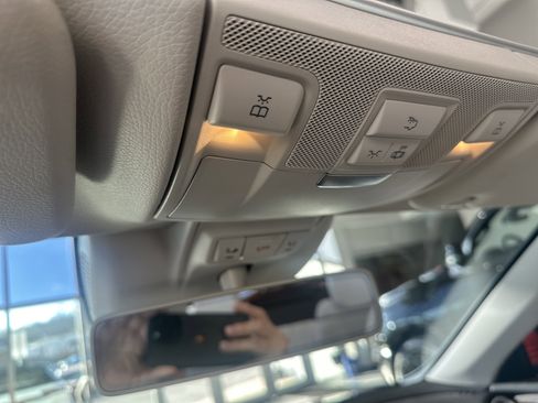 Used 2018 Mercedes-Benz E 400 Cabriolet image 31