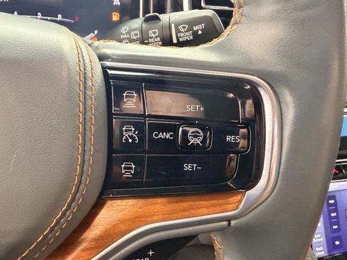 Used 2022 Jeep Grand Wagoneer Series II w/ Convenience Group III AWD/4WD image 45