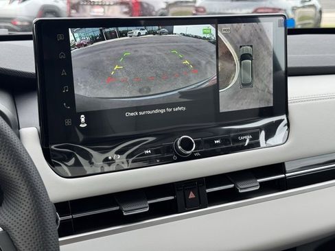 New 2025 Mitsubishi Outlander AWD image 30