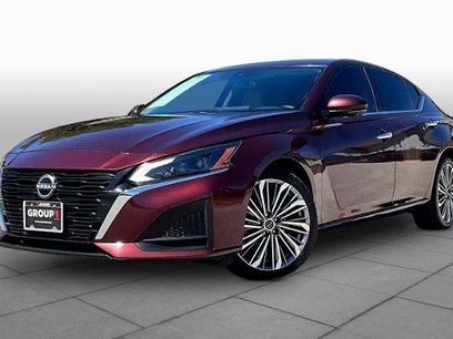 Certified 2023 Nissan Altima 2.5 SL