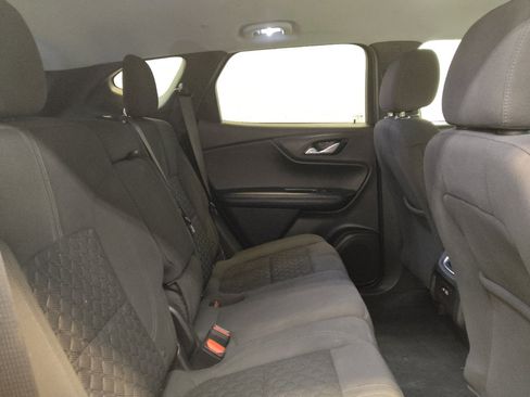 Used 2020 Chevrolet Blazer LT FWD image 19