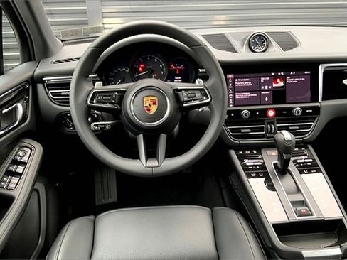 New 2025 Porsche Macan image 23