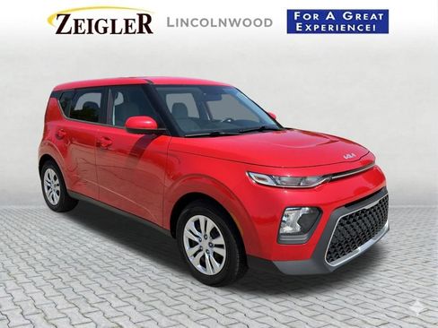 Used 2022 Kia Soul LX FWD image 9