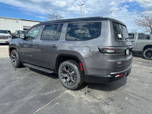 New 2026 Jeep Grand Wagoneer 4WD image 3