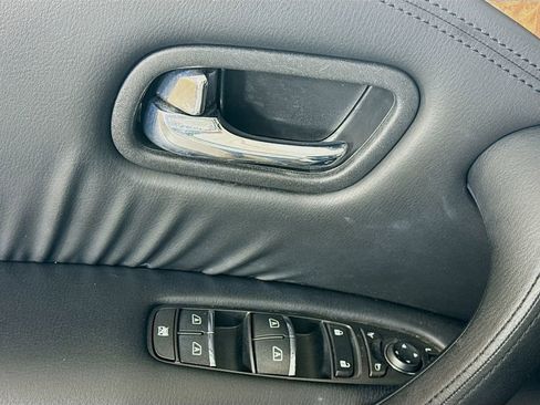 Used 2022 Nissan Armada SL image 19