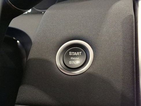 Certified 2025 Land Rover Discovery Sport S image 24