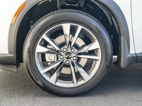 Certified 2026 INFINITI QX60 Pure w/ Cargo Package FWD image 9