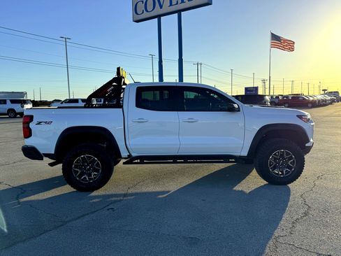 Used 2024 Chevrolet Colorado ZR2 image 5