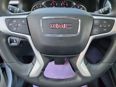 Certified 2023 GMC Acadia SLE image 22