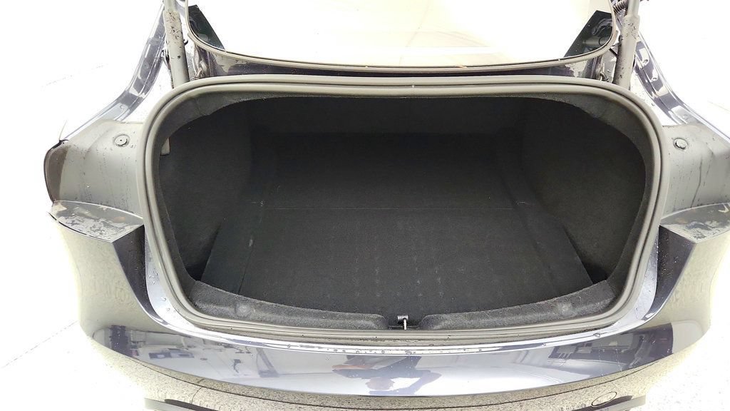 Used 2025 Tesla Model 3 Long Range AWD/4WD image 27