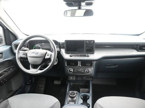 Used 2024 Ford Maverick XL image 31