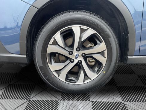 Used 2021 Subaru Outback Limited image 19