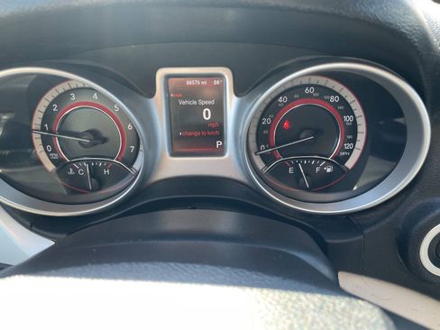 Used 2016 Dodge Journey SXT FWD image 17
