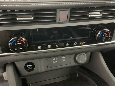 New 2025 Nissan Rogue SV image 20