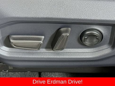 Used 2023 Toyota Tundra Limited AWD/4WD image 12