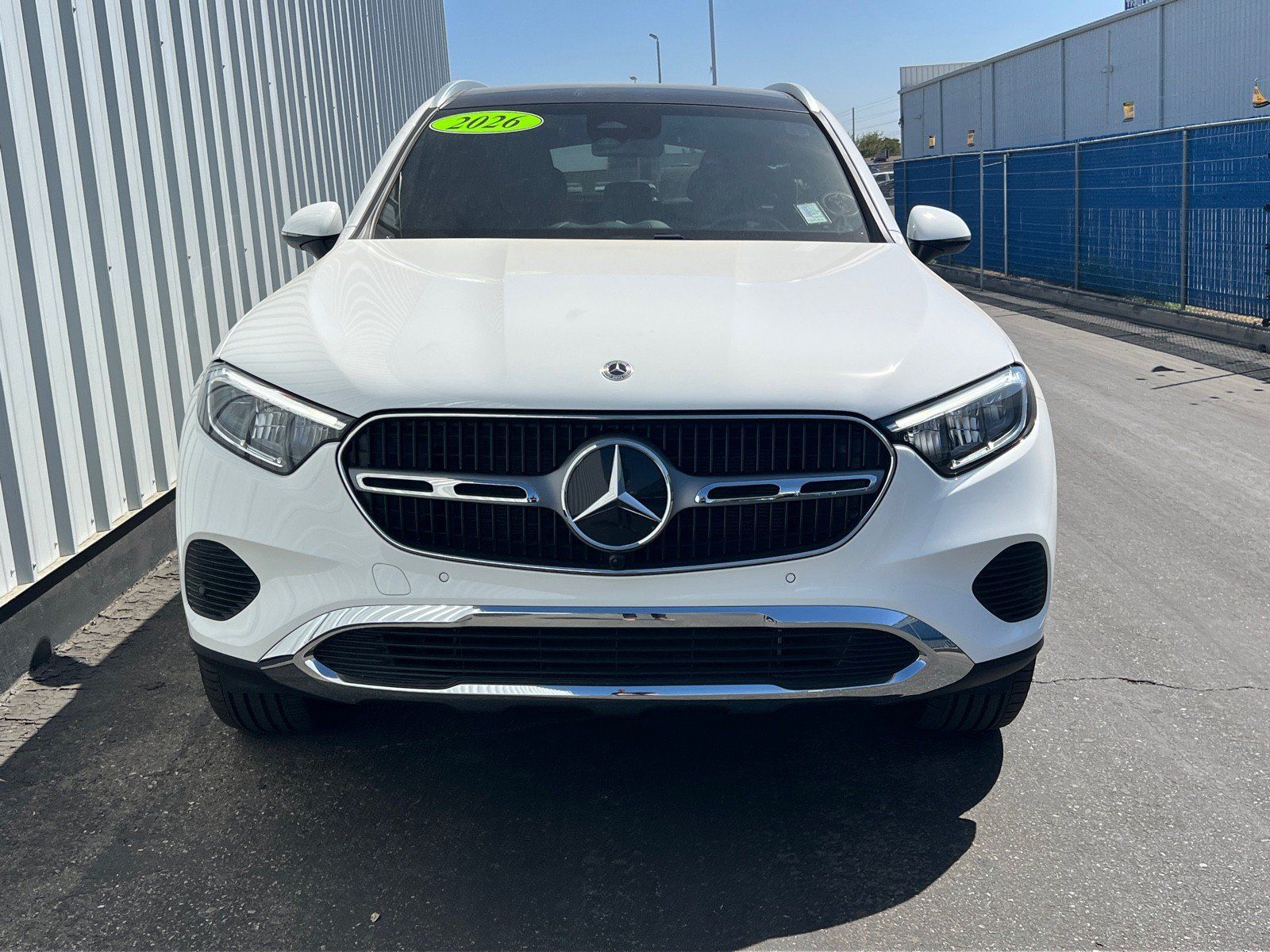 Used 2026 Mercedes-Benz GLC 300 image 2