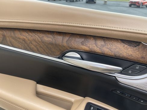 Used 2020 Cadillac XT5 Premium Luxury w/ Platinum Package image 9