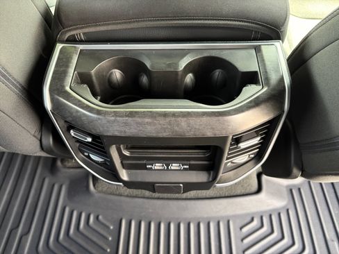 Used 2023 RAM 1500 Big Horn AWD/4WD image 28