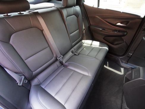 Used 2025 Buick Envista Sport Touring w/ Convenience I Package FWD image 20