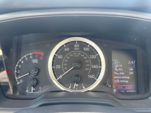 Used 2020 Toyota Corolla LE FWD image 20