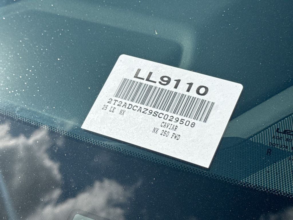 Used 2025 Lexus NX 250 FWD w/ Towing Package (2000 Lbs) image 16