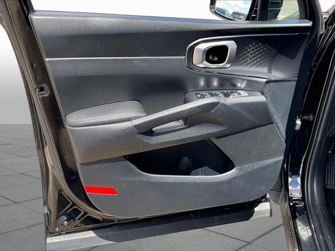 Used 2025 Kia Sorento S FWD image 20