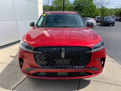 New 2026 Lincoln Aviator AWD w/ Jet Appearance Package image 17