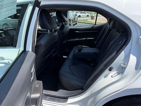 Certified 2023 Toyota Camry SE FWD image 13