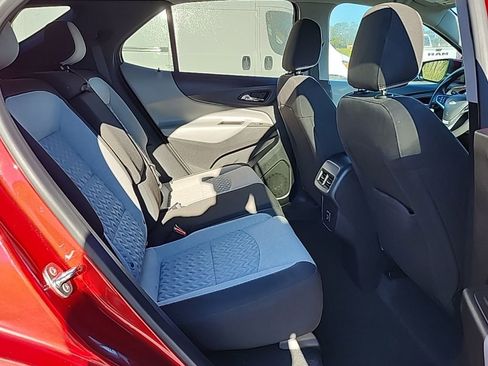 Used 2023 Chevrolet Equinox LT w/ LPO, Floor Liner Package FWD image 16