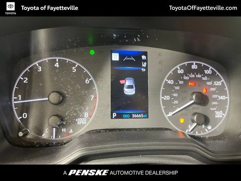 Used 2025 Toyota Corolla LE FWD image 39