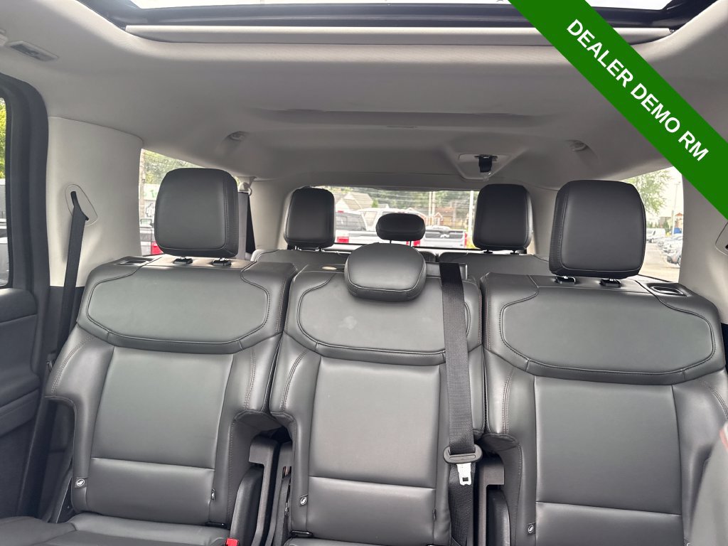 Used 2025 Ford Expedition Max Active AWD/4WD image 41