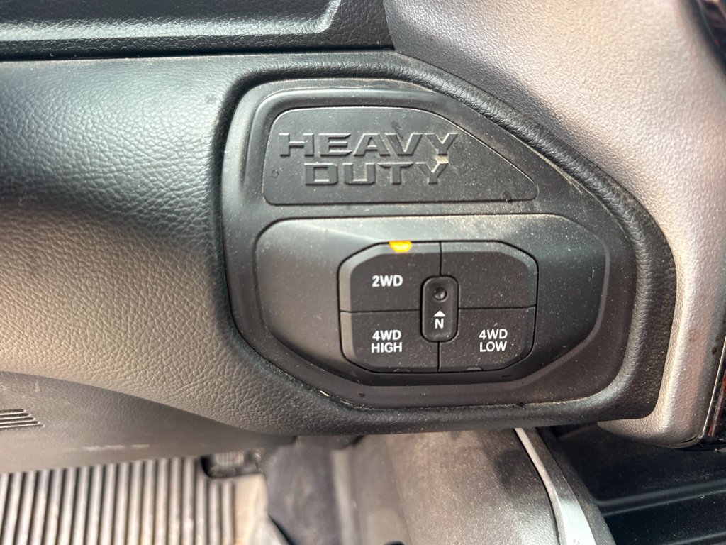 Used 2025 RAM 3500 Big Horn AWD/4WD image 8