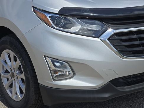 Used 2019 Chevrolet Equinox LT FWD image 9