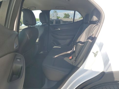 Used 2025 Buick Encore GX Preferred image 24