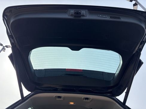 Used 2023 Subaru Forester Limited image 36