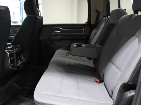 Used 2020 RAM 1500 Big Horn AWD/4WD image 23