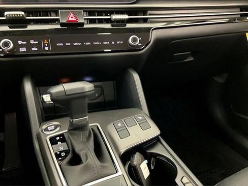 New 2026 Kia Sportage EX w/ EX Panorama Roof Package image 7