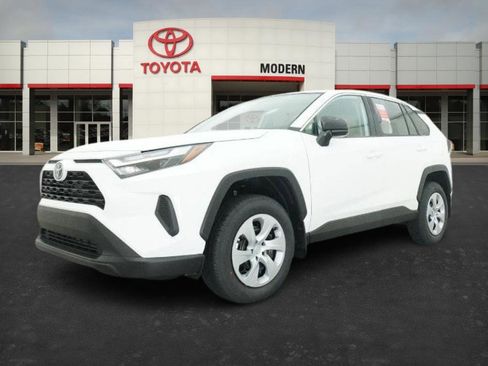 New 2025 Toyota RAV4 LE image 6