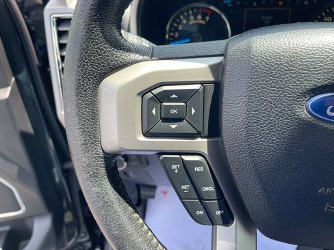 Used 2015 Ford F150 Lariat w/ Equipment Group 502A Luxury AWD/4WD image 14