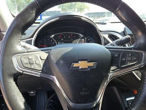 Used 2016 Chevrolet Malibu LT FWD image 9