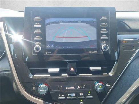 Used 2024 Toyota Camry SE FWD image 13