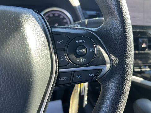 Used 2023 Toyota Camry LE image 20