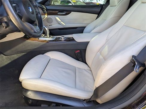 Used 2015 BMW Z4 sDrive28i image 12