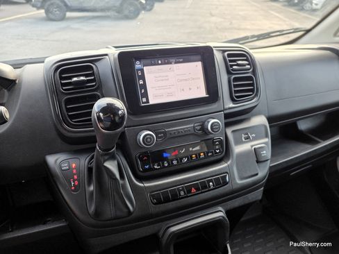 Used 2025 RAM ProMaster 2500 w/ Convenience Group FWD image 31