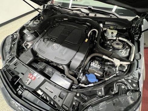 Used 2016 Mercedes-Benz E 350 4MATIC Sedan image 58