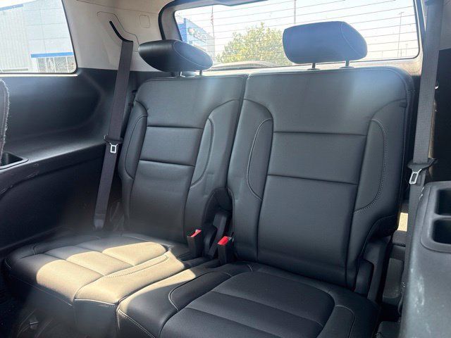 Used 2017 GMC Acadia SLT FWD image 10