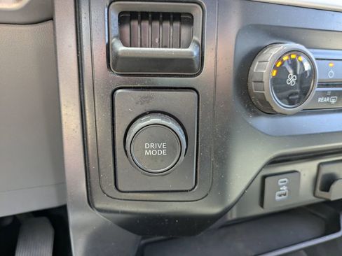 Used 2023 Ford F150 XLT RWD image 17